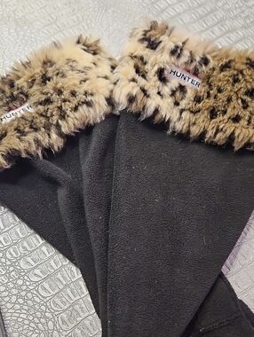 Hunter Black Fleece Boot Socks with Leopard Faux Fur Trim